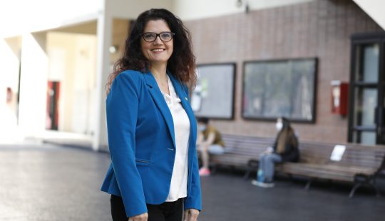 Loreto Valenzuela azul College