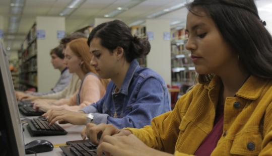 200 creditos College Web