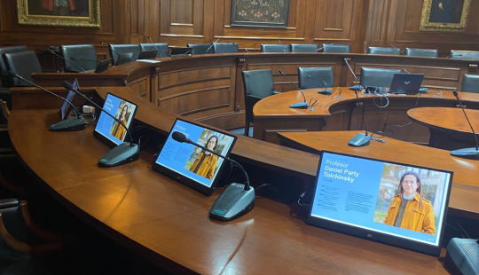 Daniel Party en las pantallas del Honorable Consejo Superior